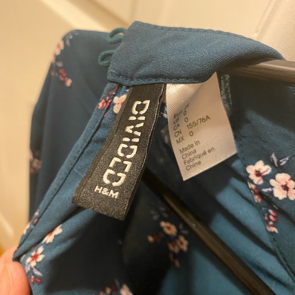 Top - Picture 2 of 3